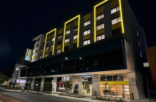 Mesa Hotel | The 233 Suites Unscripted by Hyatt