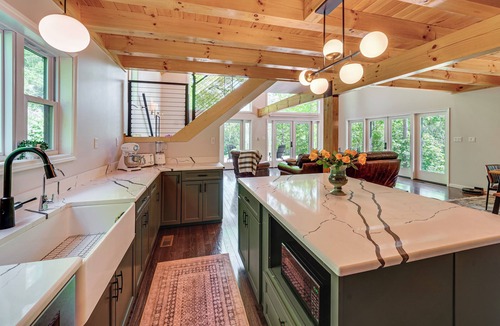 Gandeeville House | 'The Appalachian Hideaway' w/Hiking Trails & Deck