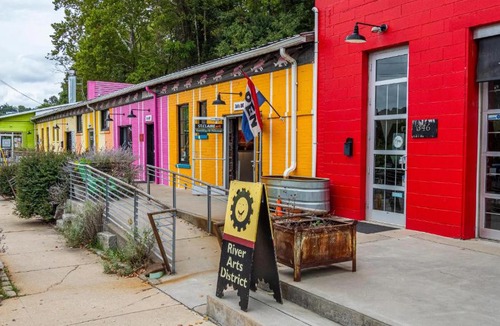 Asheville Hotel | The Artful Way Hotel