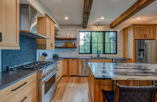 Banner Elk House | The Bear Cave at Eagles Nest - luxury, views, hot tub, game room