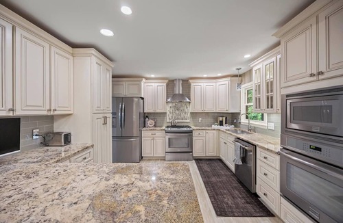 Lexington House | The Bluegrass Wishbone