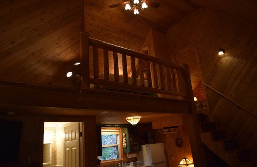 Franklin House | The Cave Cabin - Escape to WV
