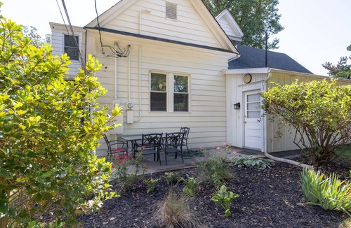 Johnson City House | The change of the century charm!