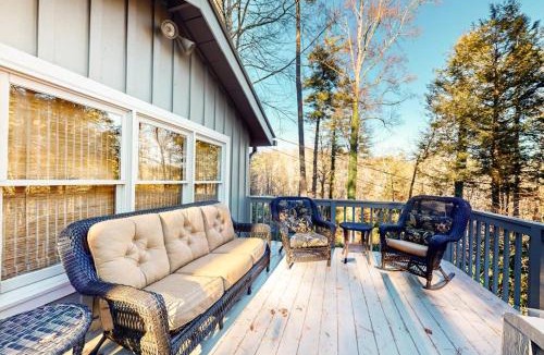 Mirror Lake House | The Cottage on Chowan