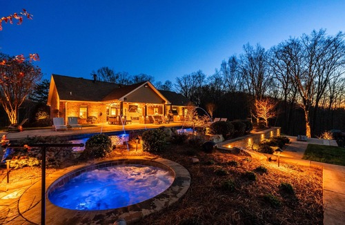 Fall Branch House | The Countryside by Peaceful Peak