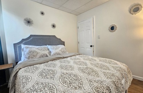 Johnson City House | The Cozy Corner - 1.5 mins to ETSU