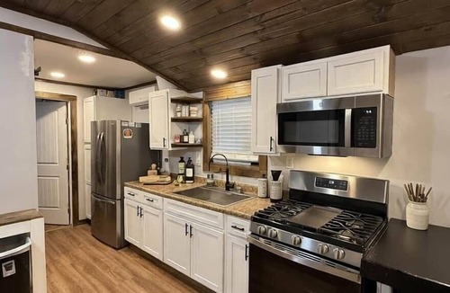 Bluefield House | The Cozy Cow Cottage