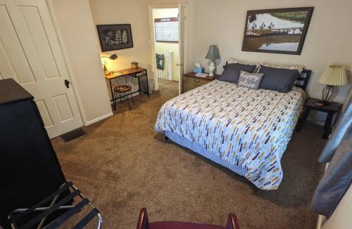 Milford Apartment | The Estate Loft in Downtown Milford