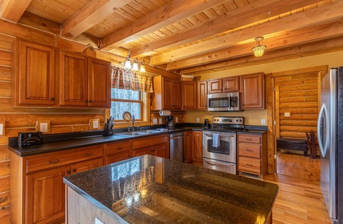 Sugar Mountain House | The Feisty Fox - Beautiful log cabin with hot tub on sugar mountain with outdoor fireplace!