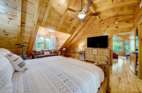 Lake Lure House | The Holiday Cabin at Lake Lure