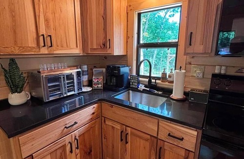 Clay City Cabin | The Lakeview Cabin and Highland Retreat