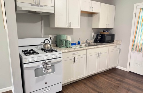 Stanton Apartment | The Lazy Hiker I Cozy 2BR I 15m to RRG I Wi-Fi
