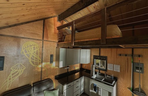 Seward Cabin | The Ledge at Granite Point