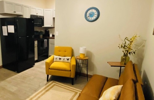 Madison Apartment | The Madison Inn, Historic woodside view suite 205, Historic woodside view suite 205