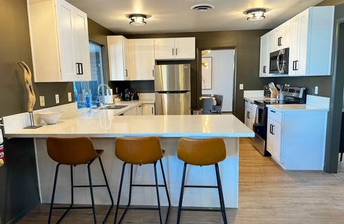 Las Vegas House | The one with the Yellow Door