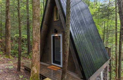 Pine Ridge House | The Overlook - Camping Cabin Retreat in RRG KY