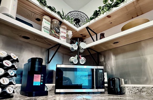 Mount Sterling Apartment | The PawPlex a Cozy 1-bedroom apartment in marvelous Mount Sterling