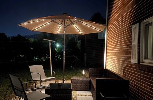 Bridgeport House | The Rest Nest Home. Near UHC, FBI, the Bridge Sport Complex