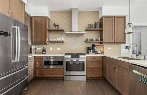 Downtown Asheville Condo | The Views Over Pack Square | Arras Vacation Rental