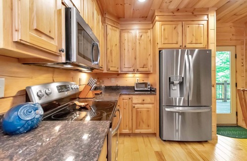 Banner Elk Cabin | The Watchtower - hot tub, game room, private retreat, fire pit, pet friendly