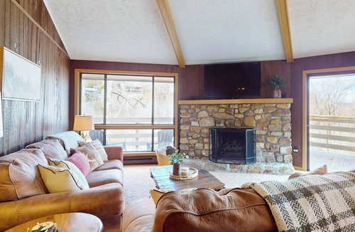 Sugar Mountain House | Timbers A3 Rustic Modern Cabin with Views
