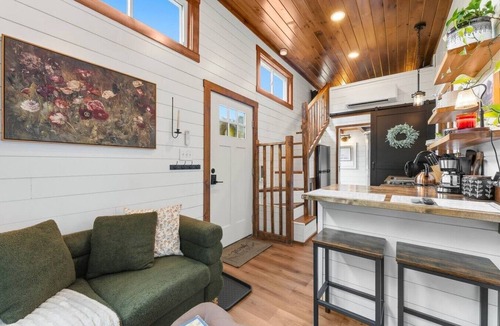 Swanton House | Tiny House in the Orchard; a Romantic Stay for two