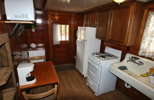 Estes Park Cabin | Tiny Town Cabins