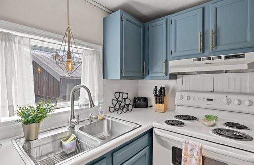 Woodfin Apartment | Tranquility Suite with Porch! Pet- Friendly!