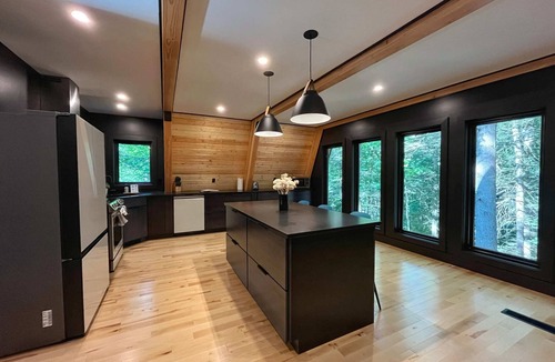 Rogers Cabin | Two Pines Hollow | Private A-Frame | Hot Tub