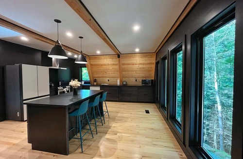 Rogers Cabin | Two Pines Hollow | Private A-Frame | Hot Tub