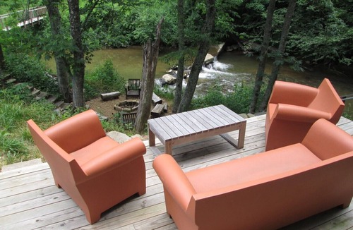Lansing Cabin | Unique Restored Historic Mill-Creekside,WIFI,Smart TV's,fire pit,fishing