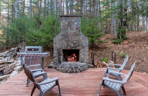 Butler House | Unplug & Unwind: Glamping Getaway on Watauga Lake, Tennessee