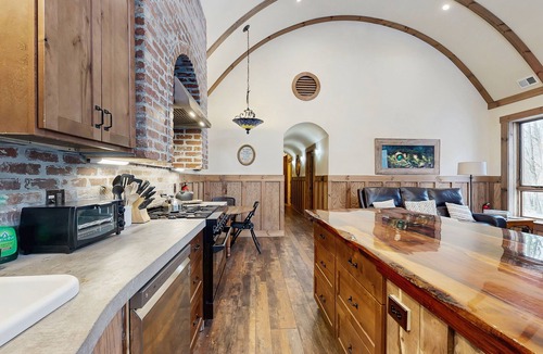 Elk Park Cottage | Upscale Hobbit Retreat w/outdoor kitchen, fireplace & located on the Elk River