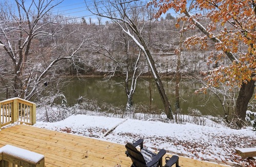 Frankfort House | Walk Downtown Frankfort Hot Tub 2mi Buffalo Trace