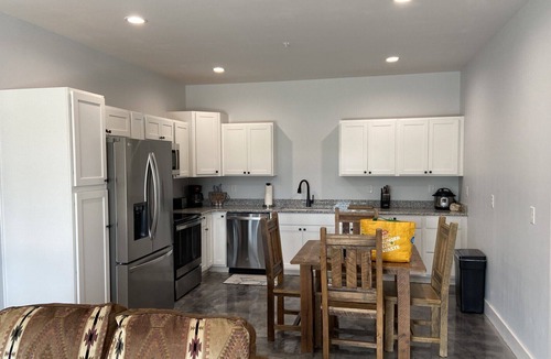 Indian Point Villa | Walk-in Villa | 2-Min to SDC | Kayaks | Poolside