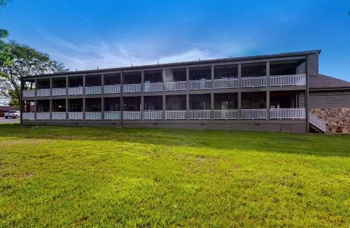 Baneberry Apartment | Walk to Douglas Lake Dog Friendly W Peaceful Views