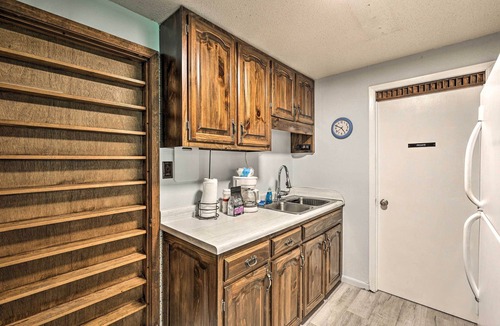 Roan Mountain Cabin | Walk to Trails: Creekside Roan Mountain Cabin