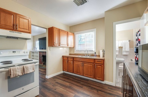 Governmental Mall House | Walkable Phoenix 2-Unit Hub Near Chase Field!