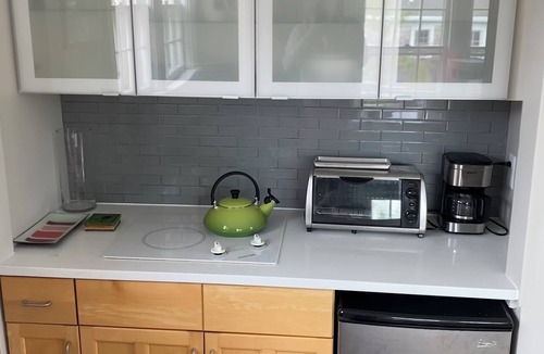 Provincetown Condo | West End Water View, Large Private Deck, Steps to Town & Beach, Prkg 7 day
