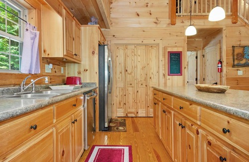 Hendersonville Cabin | Whispering Trees Cabin, Secluded Cabin, Hot tub