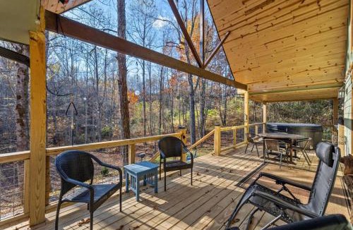 Rogers House | WiFi Hot Tub & Pets - EagleRock Retreat in RRG