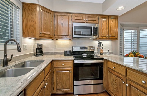 Blowing Rock Condo | Willow 4 | Fireplace, Restaurant, Pool, Spa