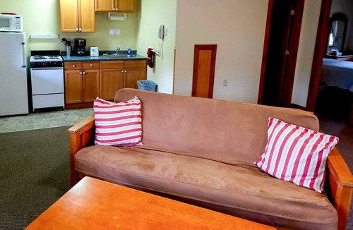 Dryden Apartment | Wilson Lake Inn & Suites