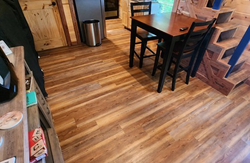 Marshall Hotel | Windstorm Cabin