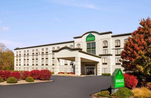 Bridgeport Hotel | Wingate by Wyndham Bridgeport Clarksburg