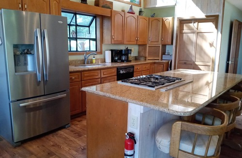 Wolf Laurel Cabin | Wolf Moon Retreat/68 Unakite