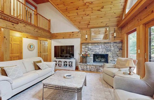 Mountain Vista House | Woodsy cabin with hot tub, gas fireplace, firepit, balcony & gas grill