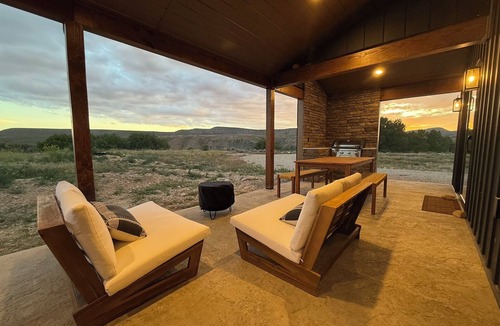 Shell Cabin | Wright Cabin at Ever Sky Ranch