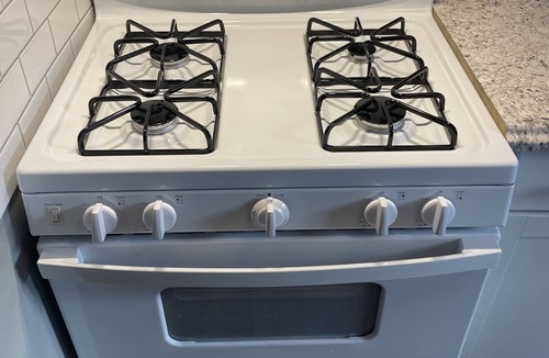 Stanton House | Yeti Escape l Cozy 2BR l 15 min to RRG l WI-FI