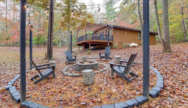 1 Mi to Nottely Lake: Home w/Furnished Deck!